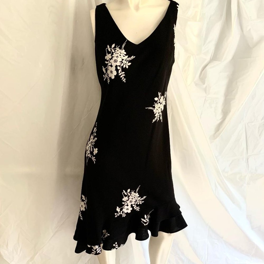 dressbarn sleeveless ruffled dress